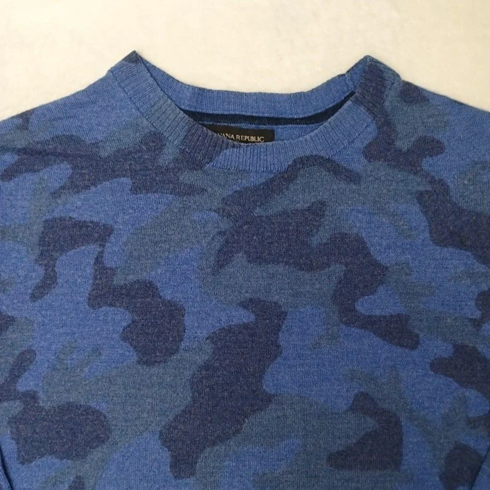 Banana Republic Sweater Mens L Blue Camouflage Pullover Crew Merino Wool SHRUNK